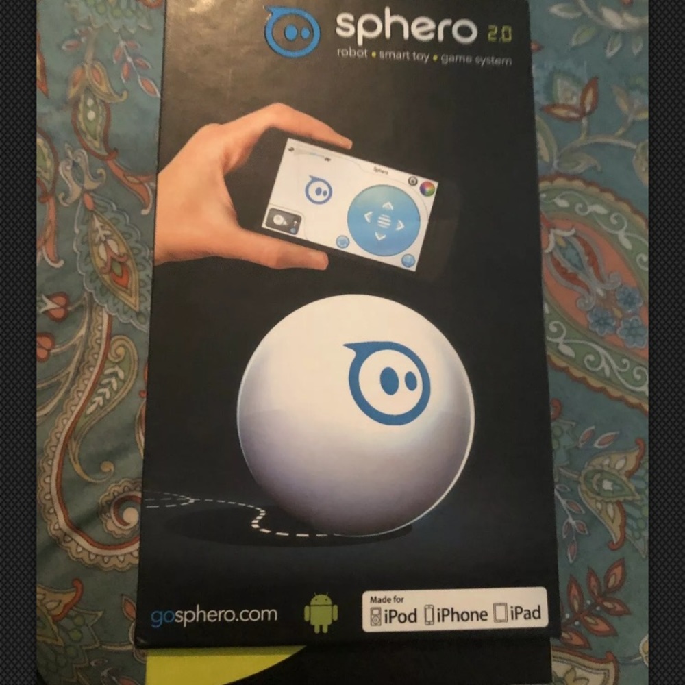 SOLD SOLD SOLD Sphero 2.0 with box and accessories